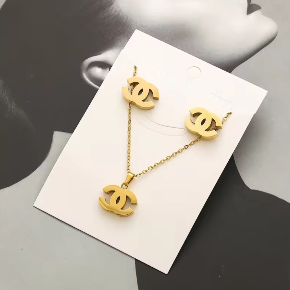 Chic Gold Logo Necklace and Earrings Set